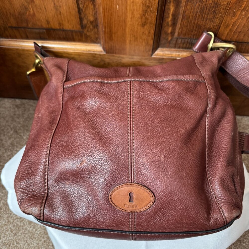 Fossil Brown Pebbled Leather Morgan Traveler Shoulder/Crossbody Bag - Picture 9 of 16
